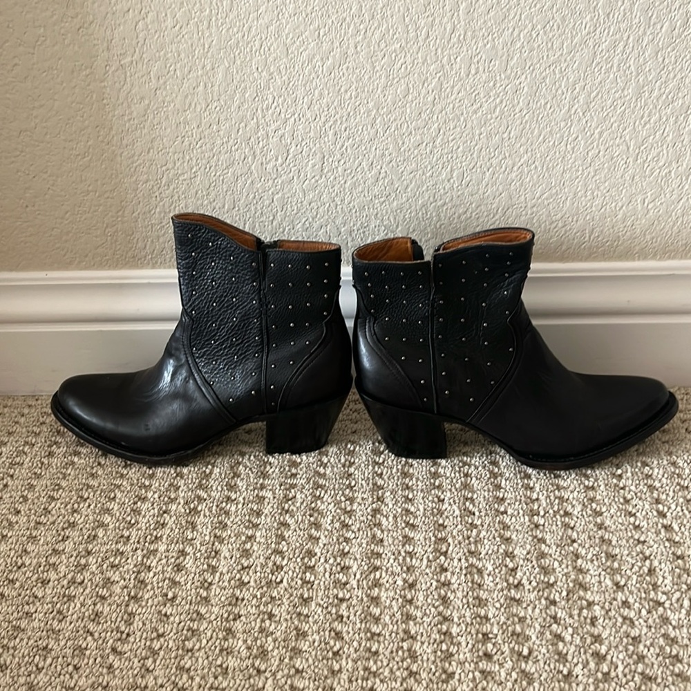 Lucchese boots New